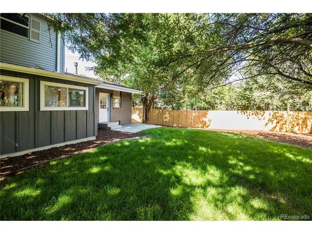 306 E Maplewood Ave, Littleton, CO 80121