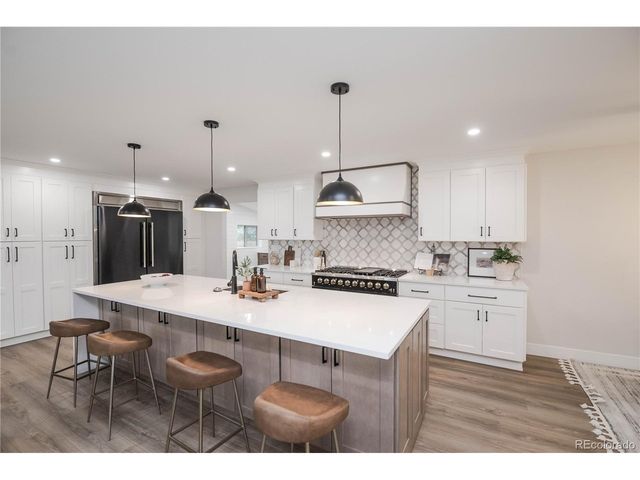 306 E Maplewood Ave, Littleton, CO 80121