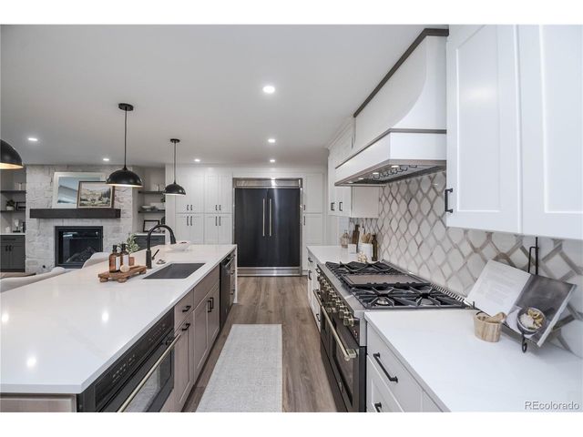 306 E Maplewood Ave, Littleton, CO 80121