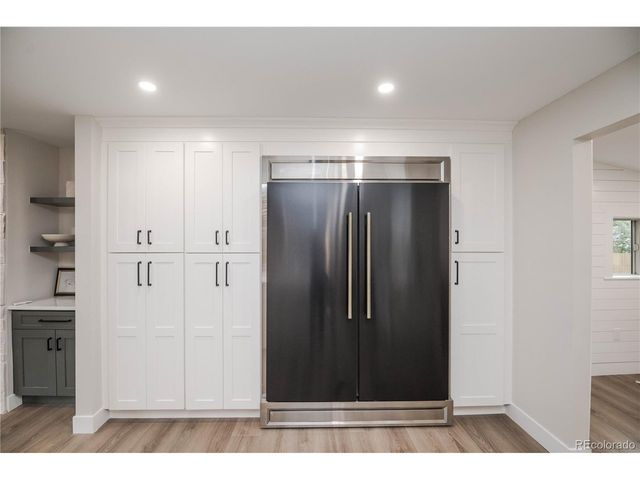 306 E Maplewood Ave, Littleton, CO 80121