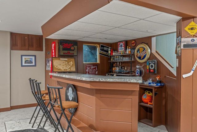 1011 E Wabash AVENUE, Waukesha, WI 53186