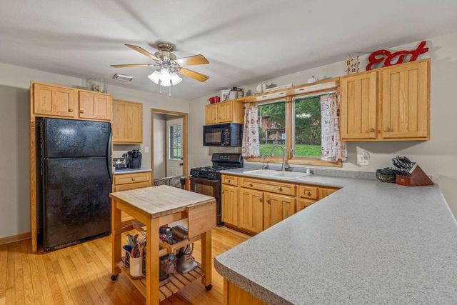 1011 E Wabash AVENUE, Waukesha, WI 53186