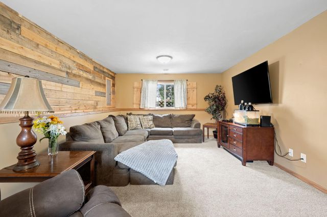 1030 Aspen Circle, Maple Lake, MN 55358