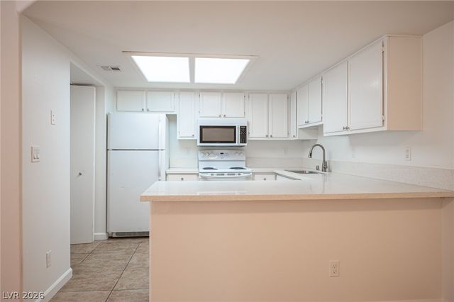 3450 Erva Street 128, Las Vegas, NV 89117
