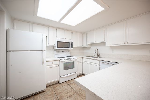 3450 Erva Street 128, Las Vegas, NV 89117
