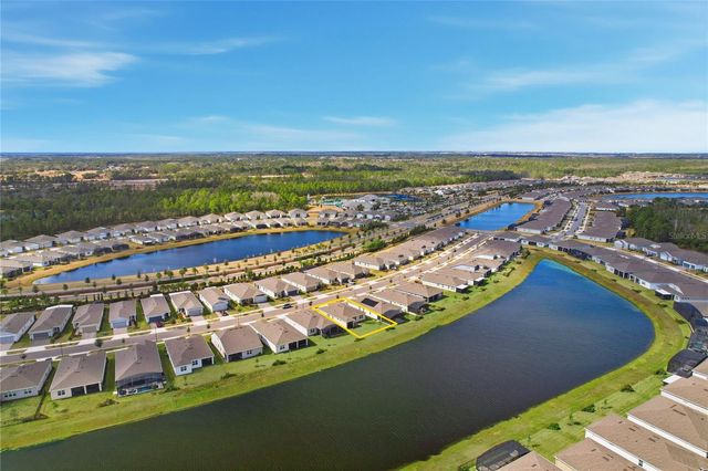 6403 SHIMMERING SHORES LANE, St Cloud, FL 34771