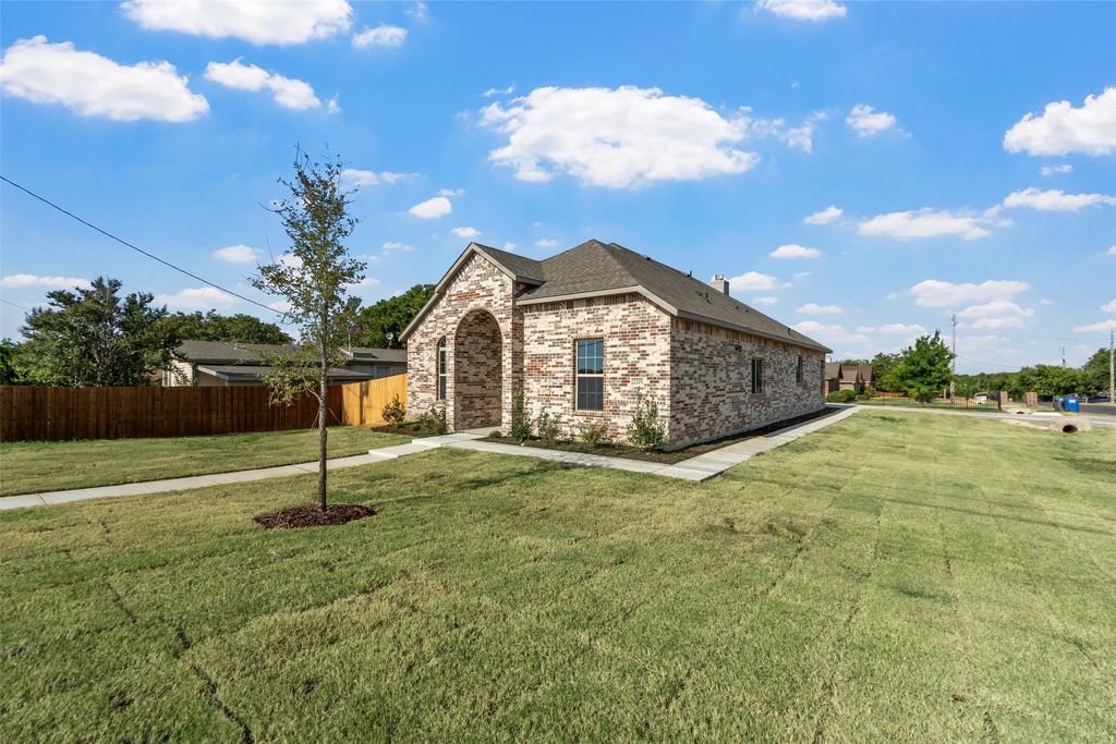 2201 UHL Road, Glenn Heights, TX 75154 — photo 3