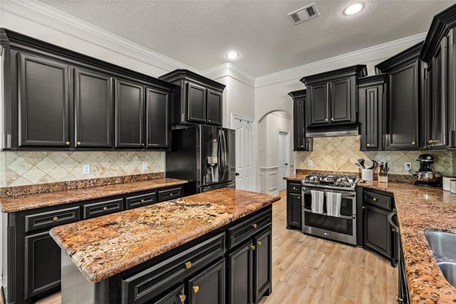 8872 Catamaran Way, Montgomery, TX 77316