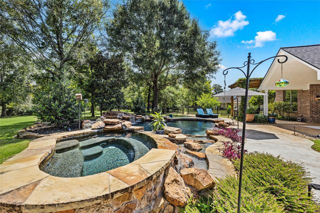 8872 Catamaran Way, Montgomery, TX 77316