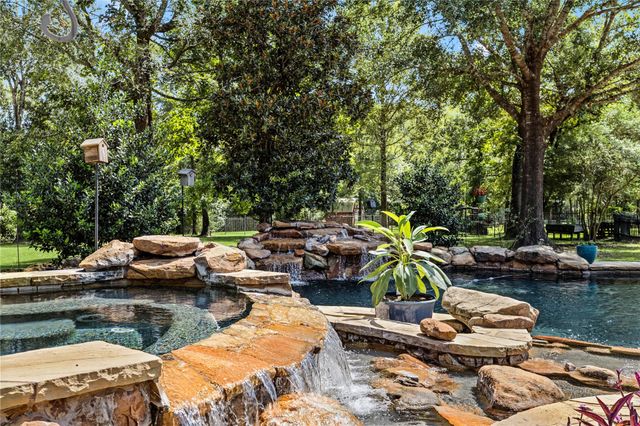 8872 Catamaran Way, Montgomery, TX 77316