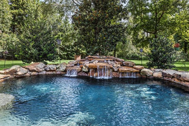 8872 Catamaran Way, Montgomery, TX 77316