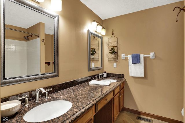 7775 Carly Place, Fishers, IN 46038