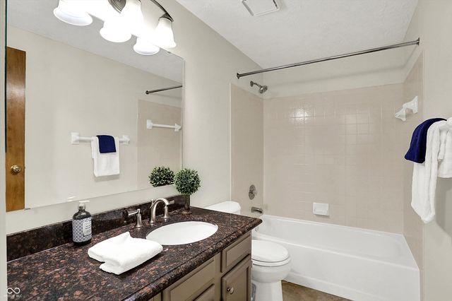 7775 Carly Place, Fishers, IN 46038