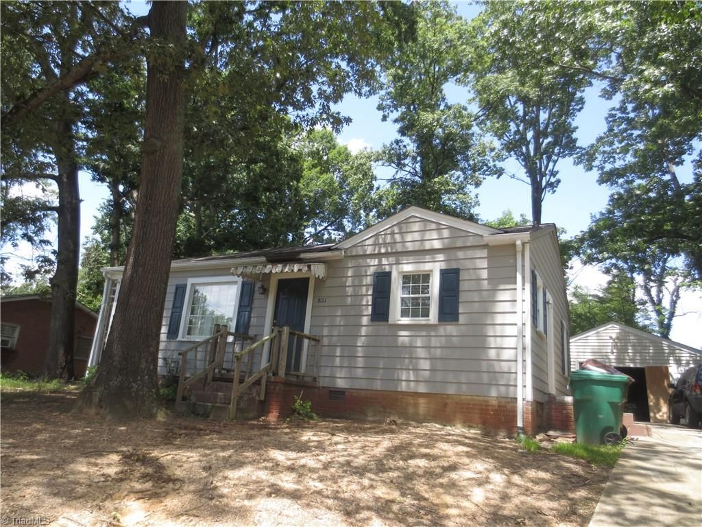 821 Willow Place, High Point, NC 27260