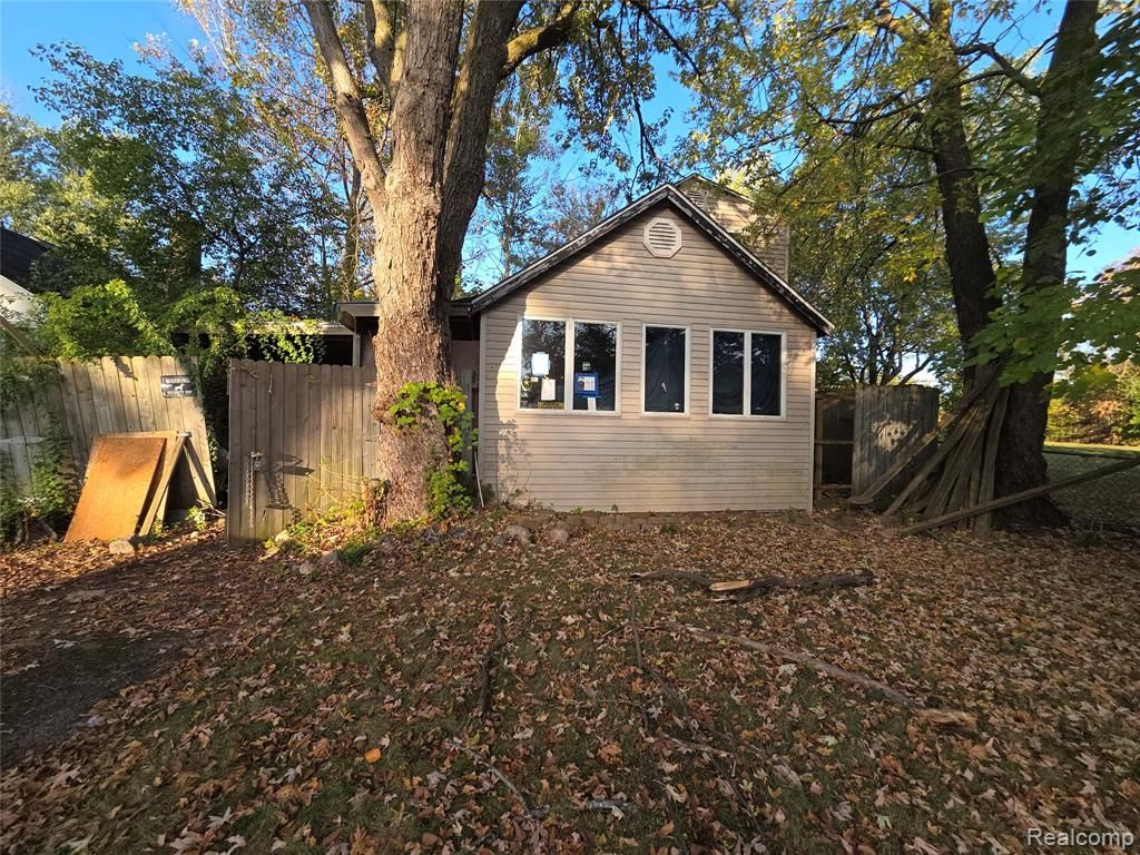 509 Cameron Avenue, Pontiac, MI 48342