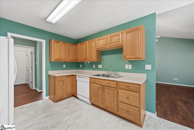 601 Cardinal Woods Way, Easley, SC 29642