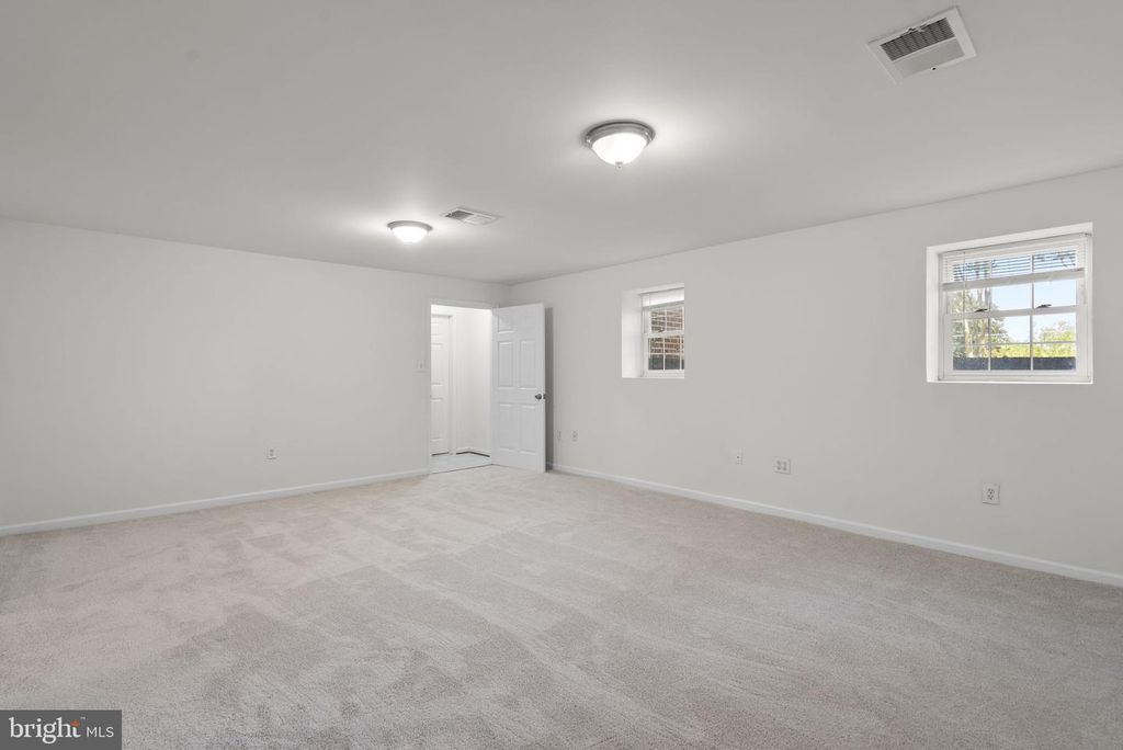 Image 51 of property listing at 24000 CLARKSBURG RD, Clarksburg, MD 20871