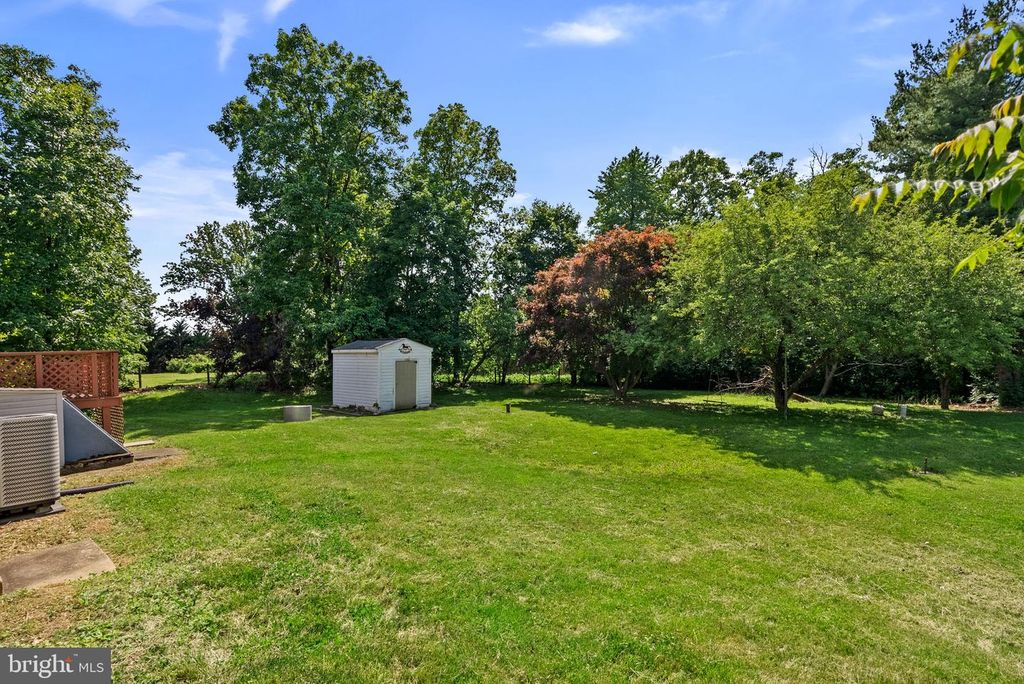 Image 58 of property listing at 24000 CLARKSBURG RD, Clarksburg, MD 20871