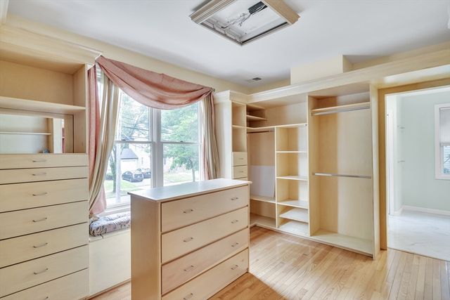 829 Chestnut St, Newton, MA 02468