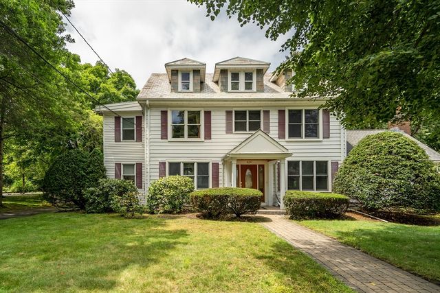 829 Chestnut St, Newton, MA 02468