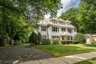 829 Chestnut St, Newton, MA 02468