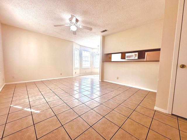 2004 Kirksey DR D, Austin, TX 78741