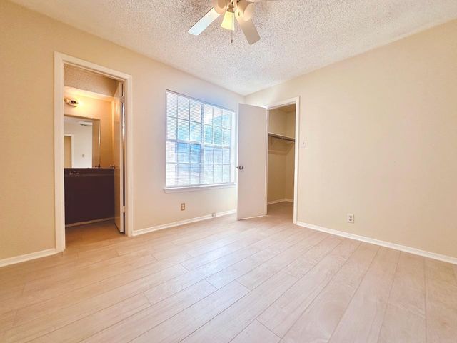 2004 Kirksey DR D, Austin, TX 78741
