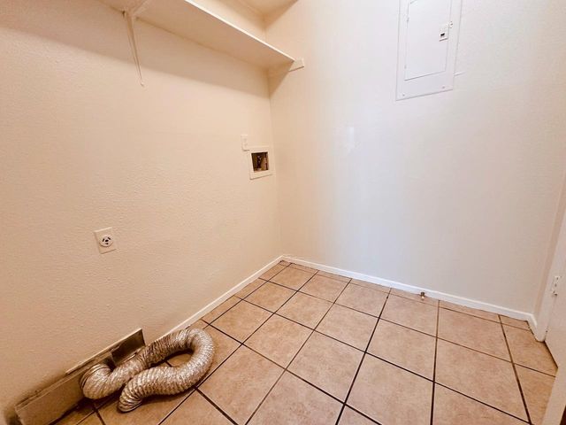 2004 Kirksey DR D, Austin, TX 78741