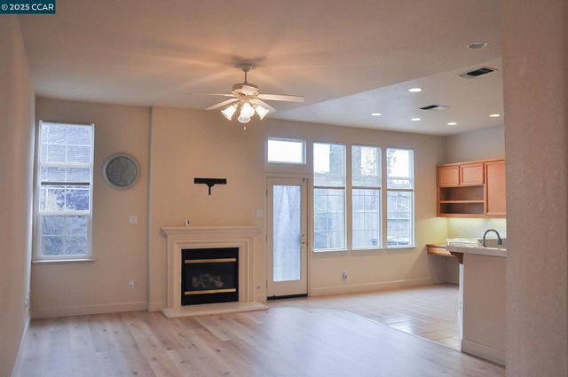 7809 Caracena Ct, Vallejo, CA 94591