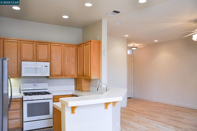 7809 Caracena Ct, Vallejo, CA 94591