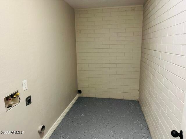 5320 E THOMAS Road, Phoenix, AZ 85018