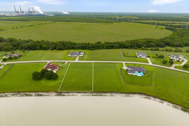 5618 Brazos Lakes Drive, Richmond, TX 77469