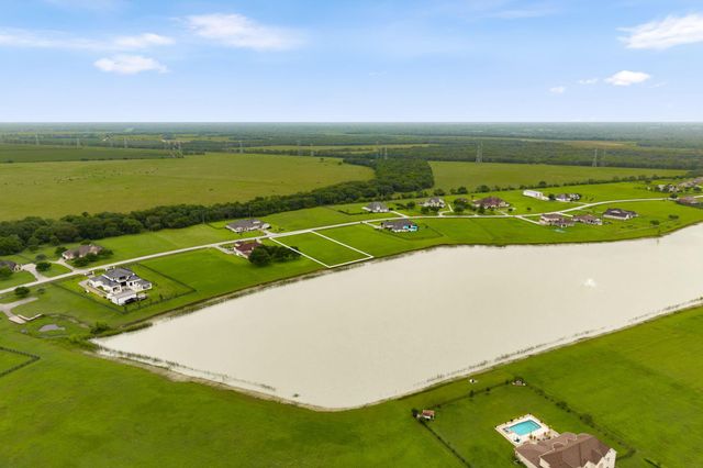 5618 Brazos Lakes Drive, Richmond, TX 77469