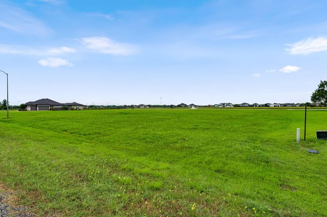 5618 Brazos Lakes Drive, Richmond, TX 77469