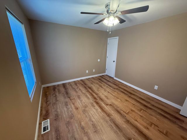 1707 HANOVER BLVD, Columbia, MO 65202