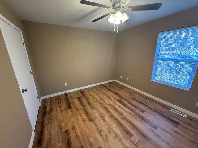 1707 HANOVER BLVD, Columbia, MO 65202