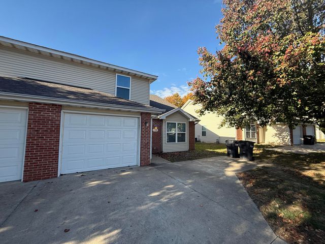 1707 HANOVER BLVD, Columbia, MO 65202