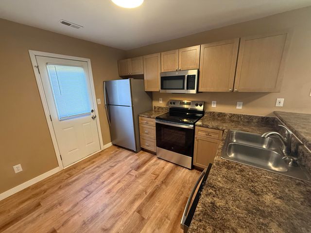 1707 HANOVER BLVD, Columbia, MO 65202