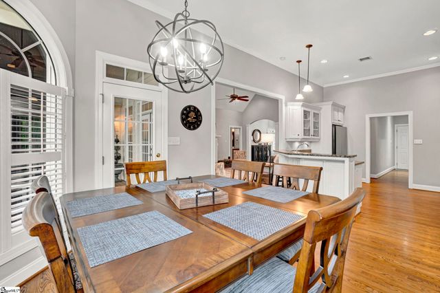 239 Horseshoe Drive, Spartanburg, SC 29306