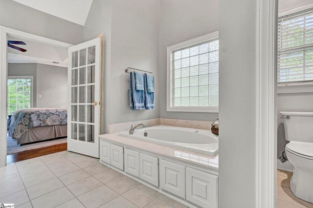 239 Horseshoe Drive, Spartanburg, SC 29306