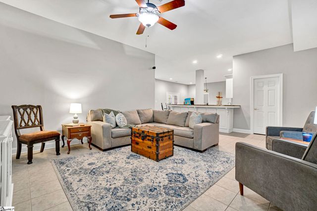 239 Horseshoe Drive, Spartanburg, SC 29306