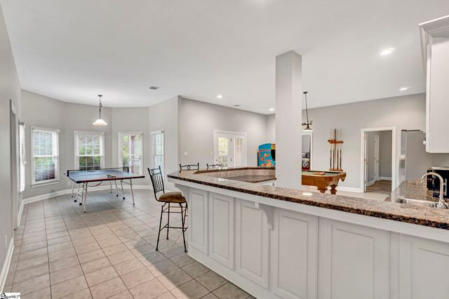 239 Horseshoe Drive, Spartanburg, SC 29306