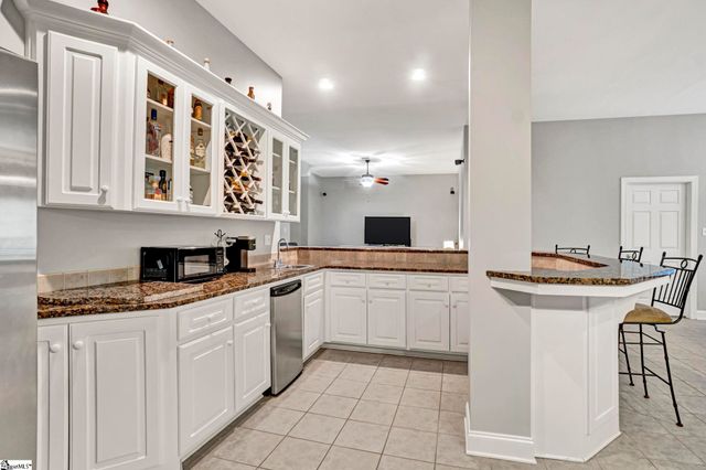 239 Horseshoe Drive, Spartanburg, SC 29306