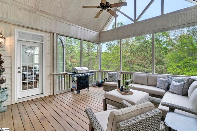 239 Horseshoe Drive, Spartanburg, SC 29306