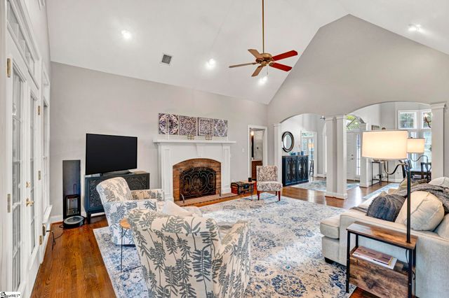 239 Horseshoe Drive, Spartanburg, SC 29306