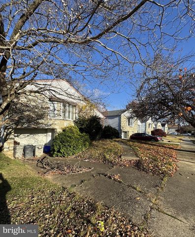 8870 ALTON ST, Philadelphia, PA 19115