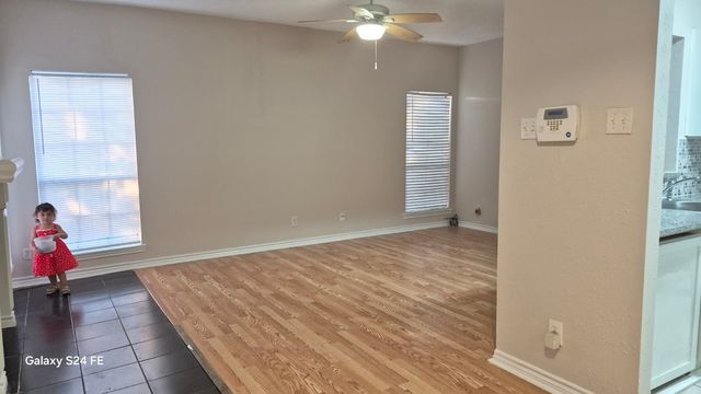 7025 Hemlock Avenue 209, Dallas, TX 75231