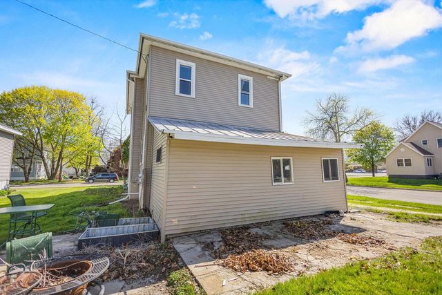 303 CONGRESS STREET, Oconto, WI 54153