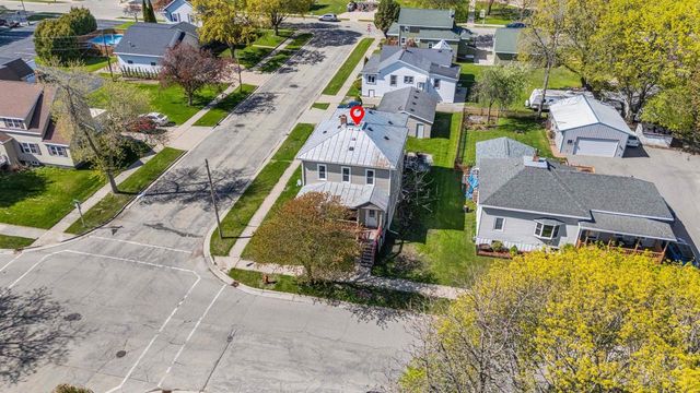 303 CONGRESS STREET, Oconto, WI 54153
