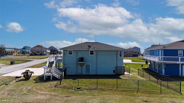 3199 Castle Drive, Crystal Beach, TX 77650